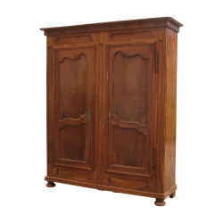 Louis XV Vaudoise cabinet with 2 doors (with 2 keys), richly