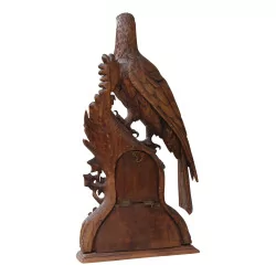Pendule en bois de Brienz sculpté représentant un aigle, …