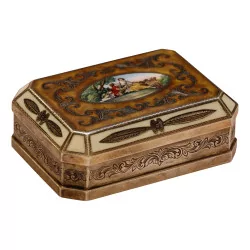 Box in 925 silver with medallion in enamel with decoration …
