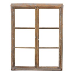 Tannenholzfenster mit schmiedeeisernen Beschlägen …