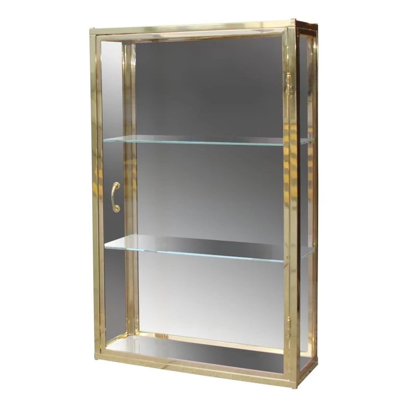 Vitrine à suspendre en laiton brillant avec rayons en verre et - Moinat - Etagères, Bibliothèques, Vitrines Vitrine à suspendre en laiton brillant avec rayons en verre et - Moinat - Etagères, Bibliothèques, Vitrines