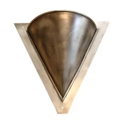 Бра «Треугольник» с одним источником света, отделка из состаренной латуни …