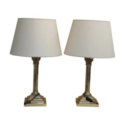 Paar Lampen im Empire-Stil mit kannelierter Säule, in …