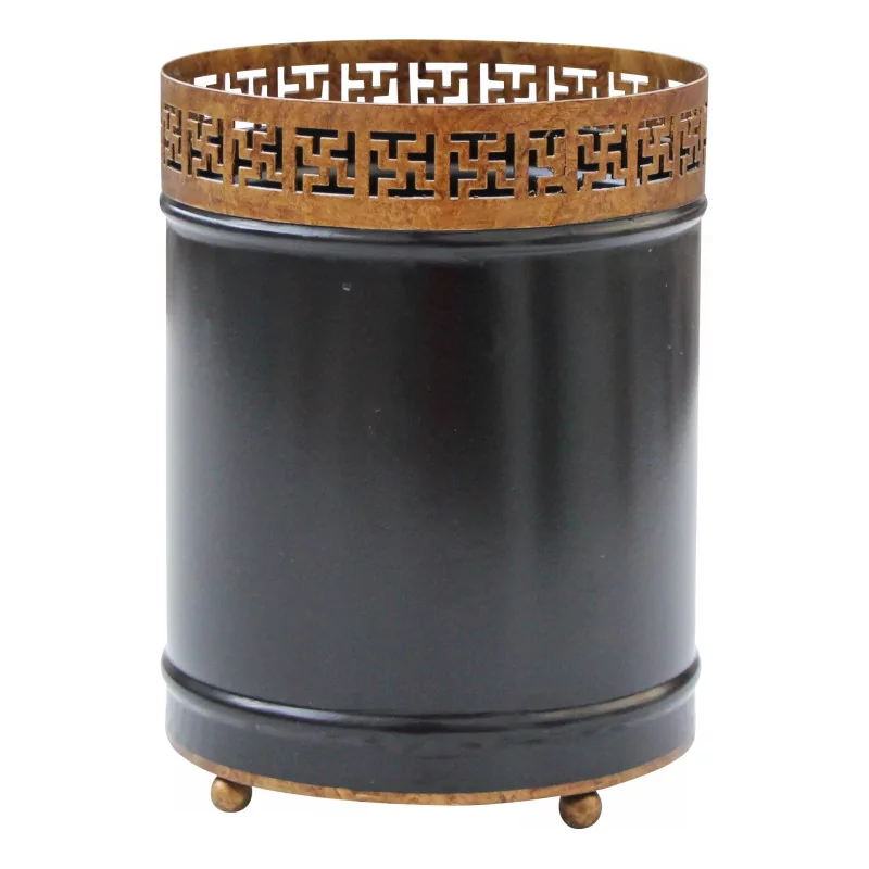 Small basket in black painted sheet metal with openwork edge. - Moinat - Decorating accessories
