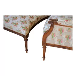 张路易十六风格的胡桃木躺椅，布面覆盖