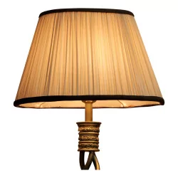 Gedrehte Lampe aus ziselierter Bronze mit Marmorsockel und …