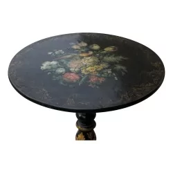 Guéridon Napoléon III à pied central en bois laqué noir avec