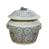 Chinese porcelain herb pot with blue and white decoration - Moinat - Living of lights