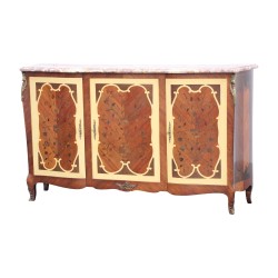 Buffet Louis XV 3 portes richement marqueté décors en laque …