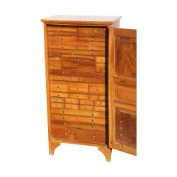 Layette d horloger en noyer avec une multitude de tiroirs