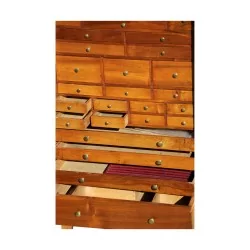 Layette d horloger en noyer avec une multitude de tiroirs