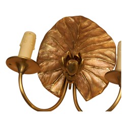 Seerosenleuchter aus vergoldeter Bronze mit 2 Lichtern.