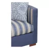 个 Moinat 设计的舒适沙发模型，上面覆盖着蓝色织物…… - Moinat - byMoinat