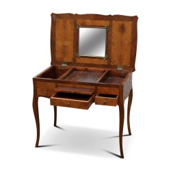 Coiffeuse ou écritoire Louis XV en noyer et marquetée de …