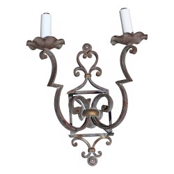 Applique Art Déco en fer forgé à 2 lumières. France, 20ème …
