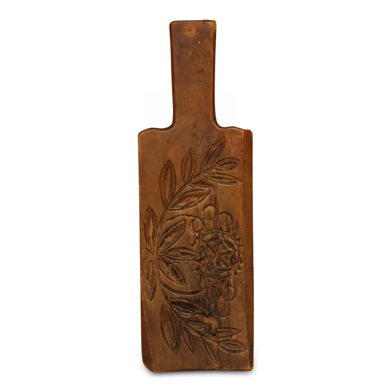Marque à beurre ancienne en bois sculpté originaire de Savoie. … - Moinat - Accessoires de décoration