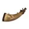 Reserve of powder in horn and brass. - Moinat - Decorating accessories
