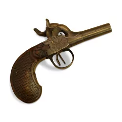 Pistolet miniature avec 2 canons, culasse guillochée de décors …