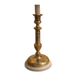 Louis-Philippe-Kerzenhalter aus guillochiertem Messing, montiert als Lampe