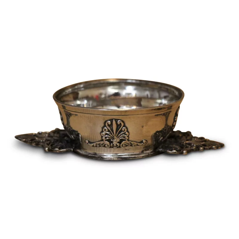 Decorated metal tea strainer. - Moinat - Silverware