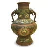 Paire de vase Canton en bronze et émail cloisonné avec anse … - Moinat - Accessoires de décoration