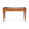 Bureau plat Louis XVI en acajou avec dessus cuir noir, 3 … - Moinat - Bureaux plats