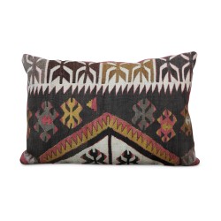 Coussin kilim avec 1 face en lin rose.