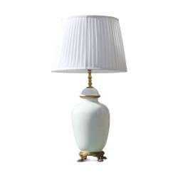 white vase lamp with 4 claw feet in gilded bronze and …