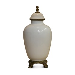 white vase lamp with 4 claw feet in gilded bronze and …