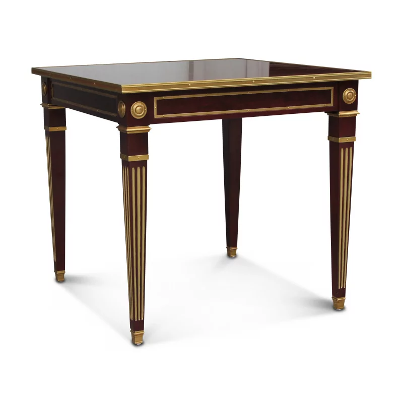 Table in mahogany-coloured cherry wood decorated with bronzes with … - Moinat - End tables, Bouillotte tables, Bedside tables, Pedestal tables