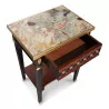 Table en placage d'acajou verni noir décorée de bronzes … - Moinat - Bouts de canapé, Bouillottes, Chevets, Guéridons