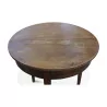 张 Directoire 胡桃木圆桌，配有 3 个主轴腿。瑞士沃州, - Moinat - 餐桌