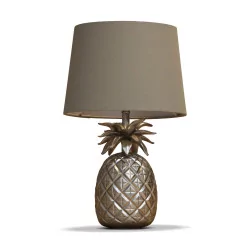 silberne Ananas-Tischlampe.