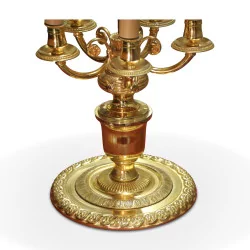 Lampe bouillotte dorée de style Empire à 5 lumières.