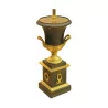 Лампа Charles X из точеной полированной бронзы с черным абажуром, золотая внутренняя часть. - Moinat - Настольные лампы