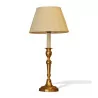 gilt bronze candlestick with pearls mounted as a lamp with a … - Moinat - Table lamps