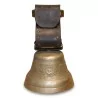 Cloche de vache en bronze avec collier en cuir, décors - Moinat - Accessoires de décoration