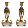 Pair of Louis XVI candlesticks in chiseled gilt bronze decorated with … - Moinat - Candleholders, Candlesticks