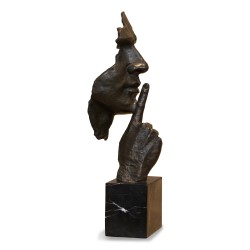 Bronze non signé, ancien tirage de la sculpture “Sérénité et …