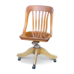 rotating office chair in wood. Seat height: 45 cm. …