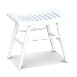 Hocker aus weiß lackiertem Holz für Badezimmer.
