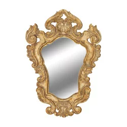 面路易十五风格镜子，带雕花镀金木框。