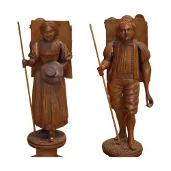 Paire de petit personnages suisses en bois sculpté. Brienz …