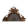 Round carved wooden frame from Brienz decorated with … - Moinat - Brienz