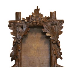 Cadre en bois sculpté de Brienz orné de feuilles de chêne. …