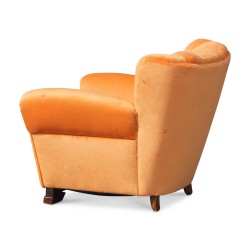 Bergère des années 50 recouverte de velours orange. Hauteur …