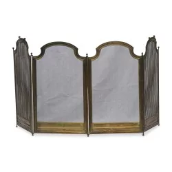 Feuerwand aus Messing.