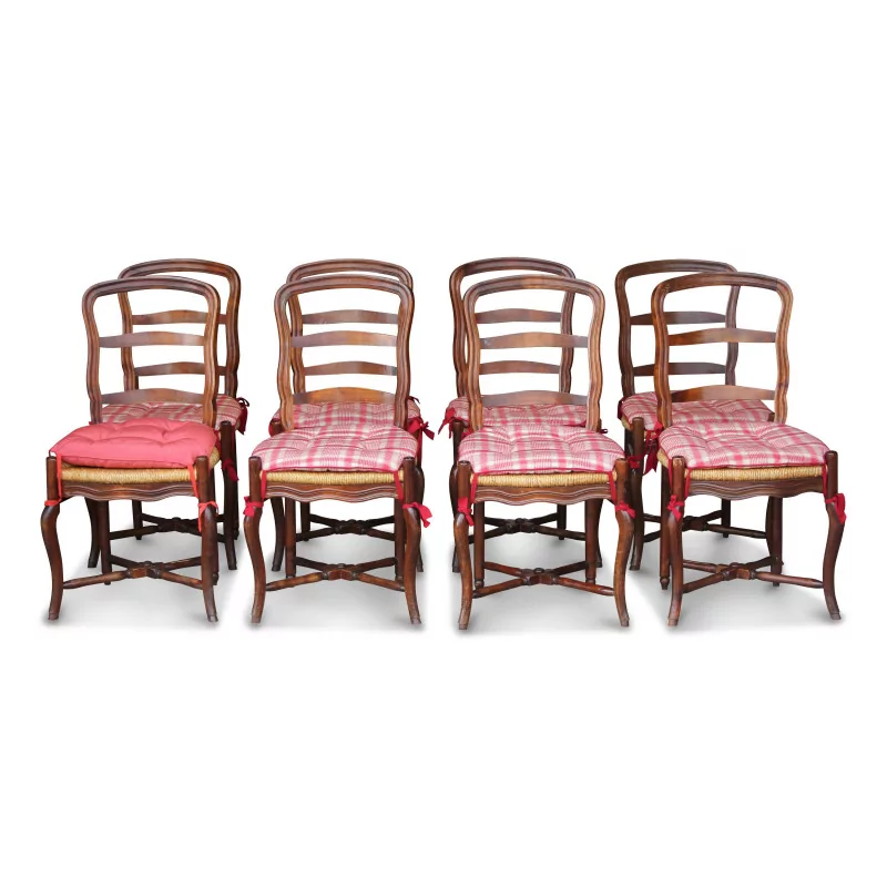 Ensemble de 8 chaises paillées Louis XV en hêtre mouluré avec … - Moinat - Chaises