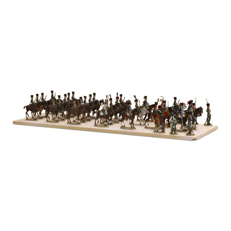 Plate of toy soldiers - Moinat - Decorating accessories