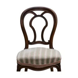 Neo-Gothic chair in walnut. To be restored. Origin of …